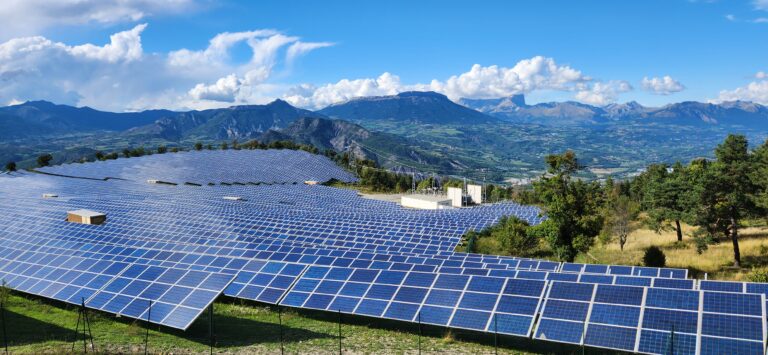 PV Curbans. 33 MW